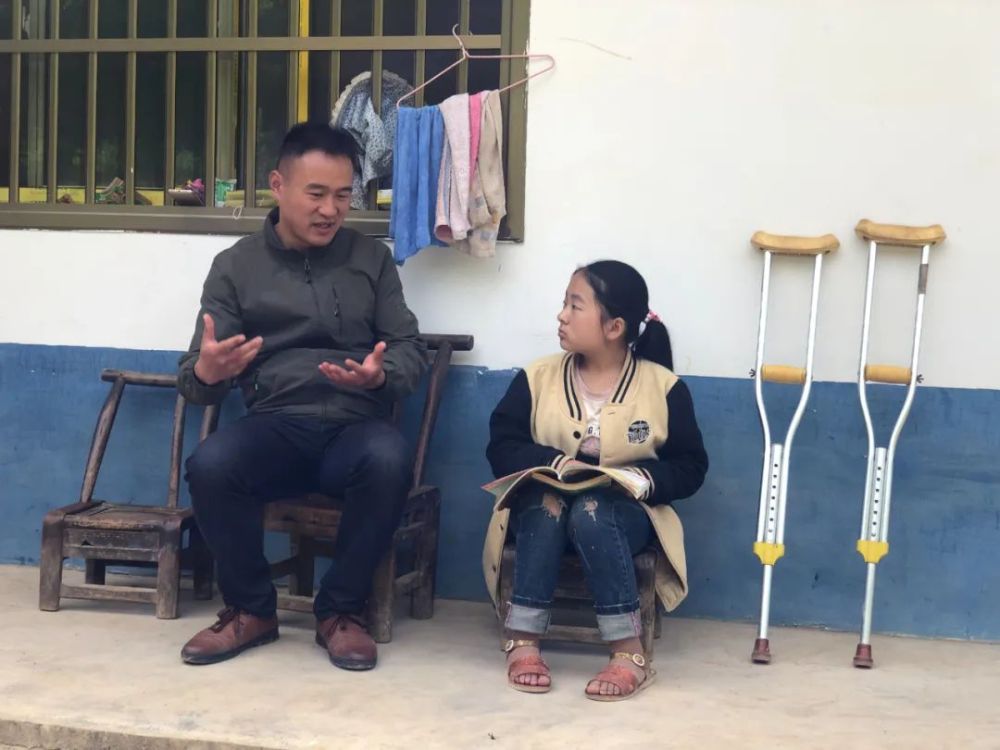 省重点录取!她最忘不掉的是他摩托车的声音……