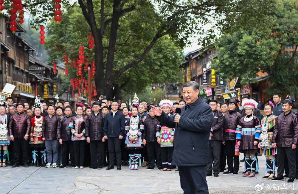 習(xí)近平：民族的特色，很古樸也很時(shí)尚