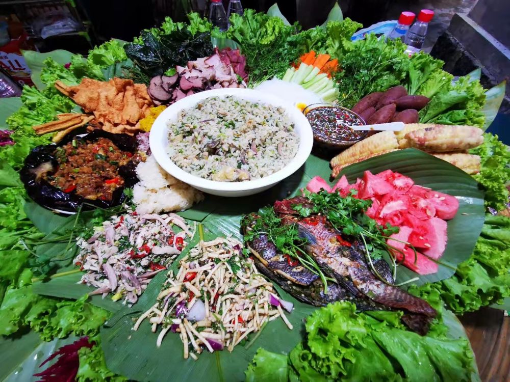 临沧镇康傣族村寨焕新颜乡村旅游添新秀