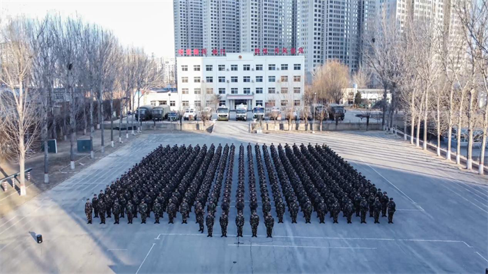 武警河北总队秦皇岛支队举行新年度开训动员大会↑武警河北总队