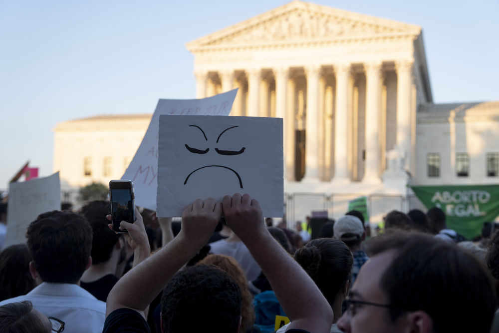 美国联邦最高法院推翻确立堕胎权的判例