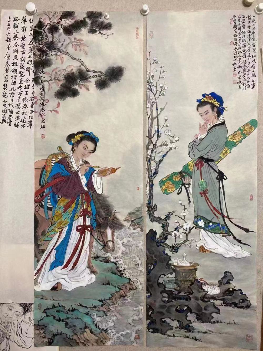 倪春林的“生宣重彩”工笔人物画，打破了“工笔”与“写意”之间的观念壁垒