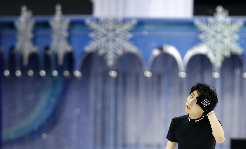 羽生結弦宣佈退役不再參加競技比賽