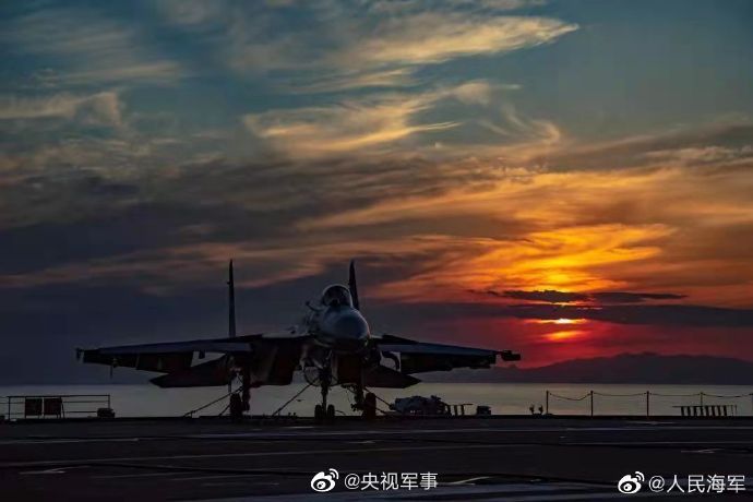 绝美大图来了，山东舰高清壁纸请收藏