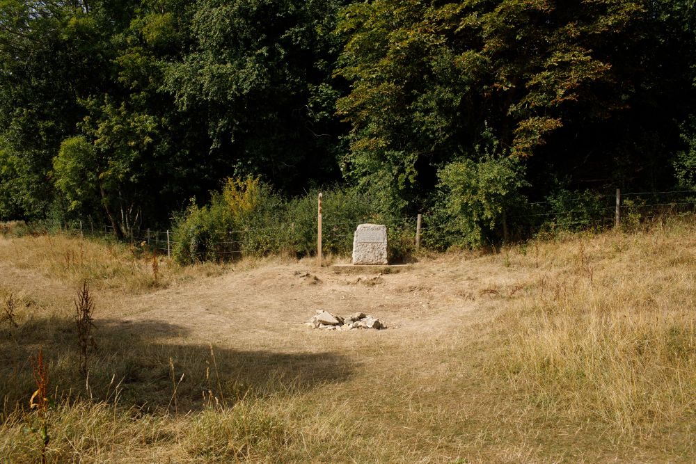 英国炎热 泰晤士河源头干涸