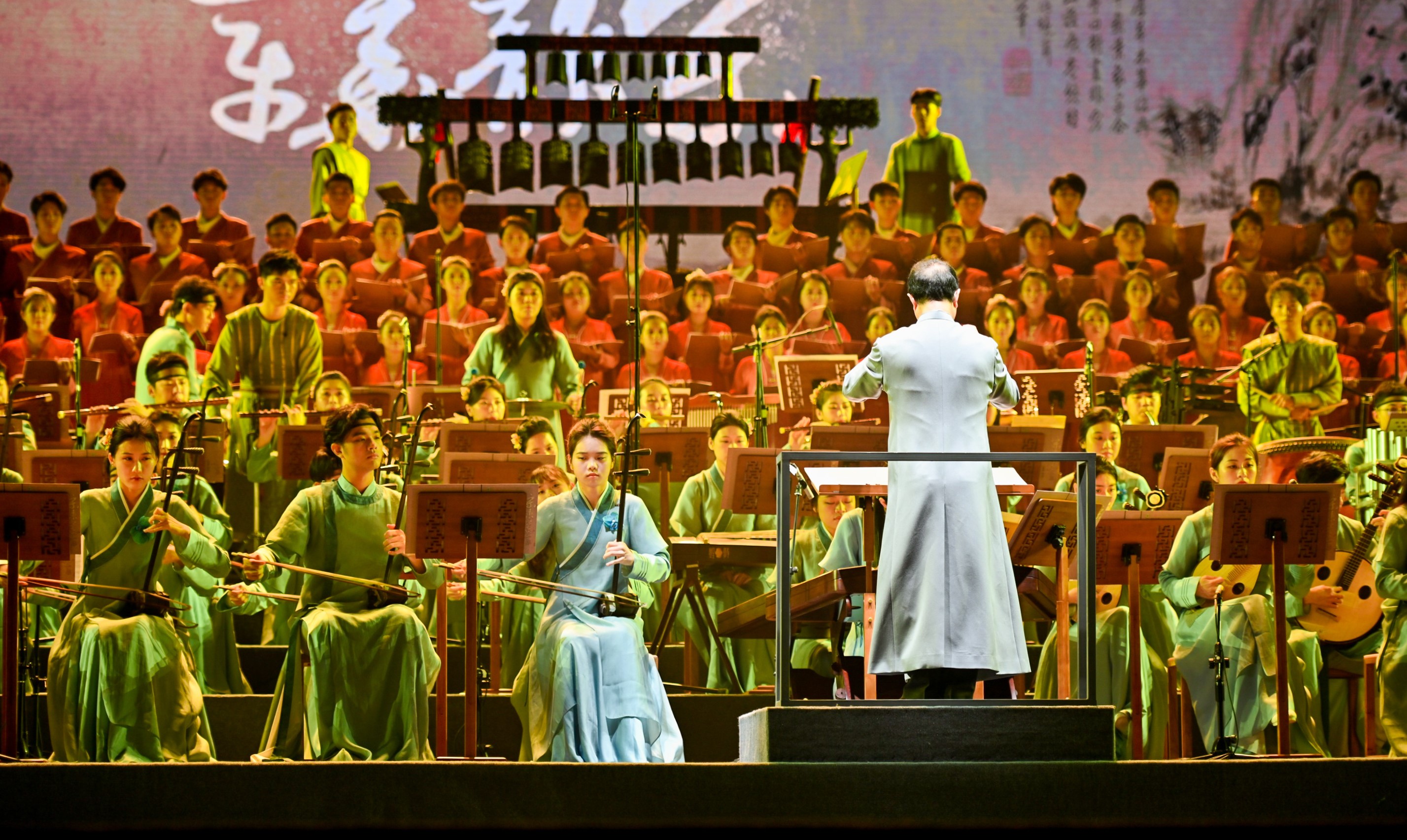 新华社:大型民族交响音画《宋韵·华章》在浙江音乐学院首演 新华社:大型民族交响音画《宋韵·华章》在浙江音乐学院首演