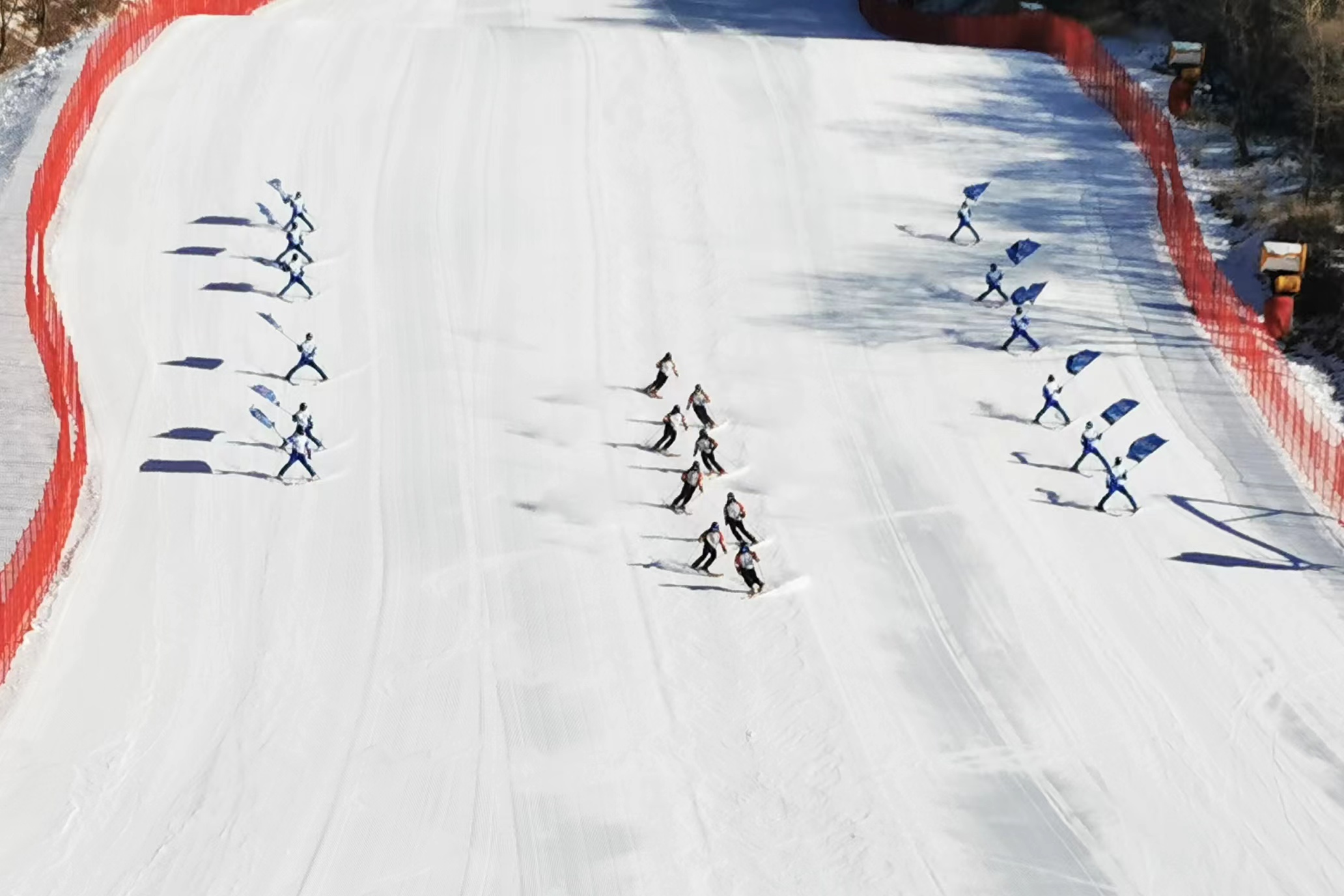 冬奥高山滑雪场地图片