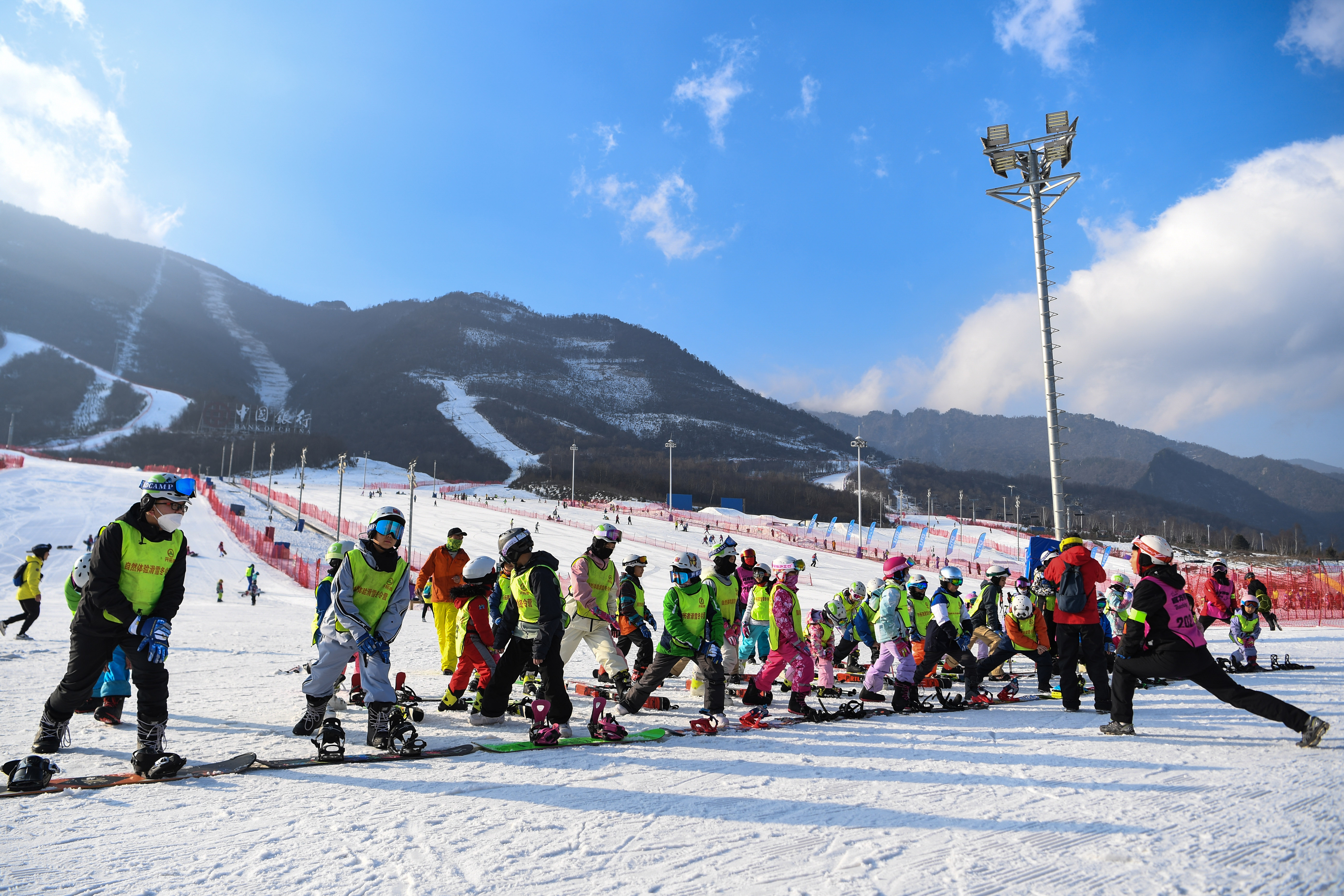 九华山滑雪图片