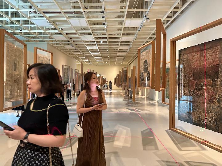 以当代人视角描绘鲁迅和他的精神世界：“海上大先生——刘春杰鲁迅主题艺术展”在上海开幕