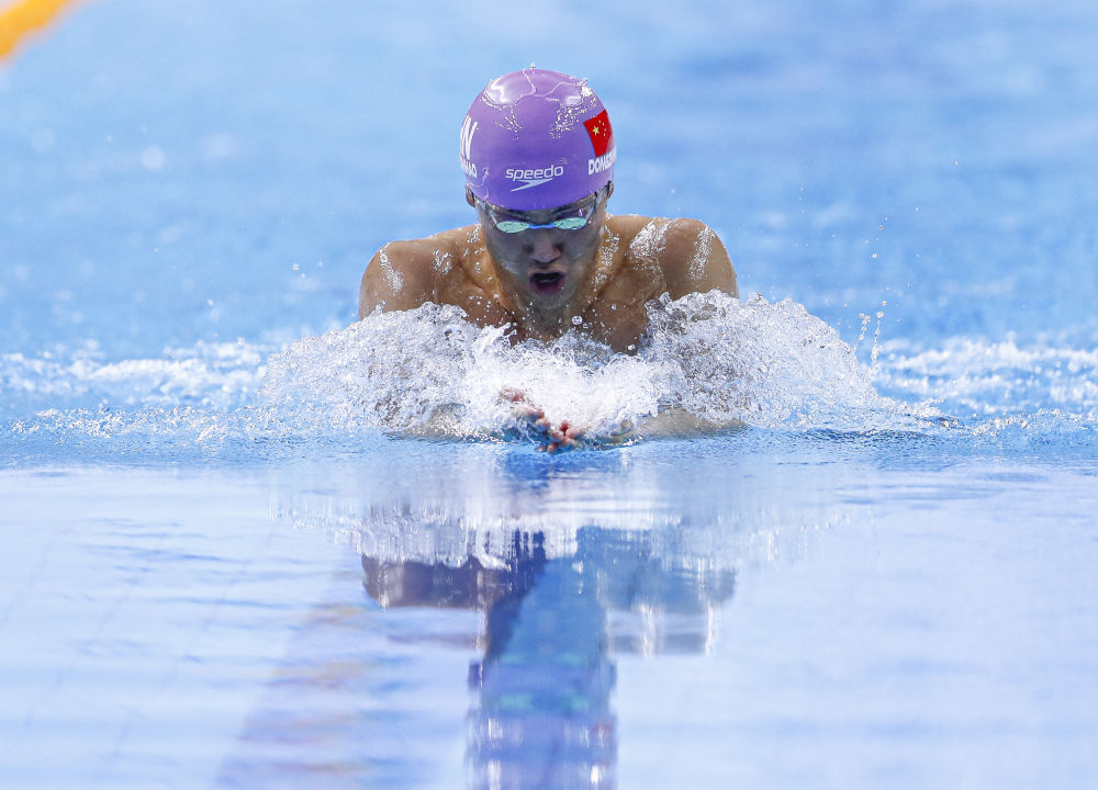 11月1日,南京市选手董志豪获得首届学青会游泳项目男子100米蛙泳公开