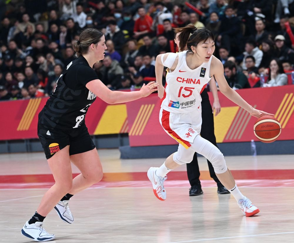 中国女篮奥运资格赛大胜新西兰队