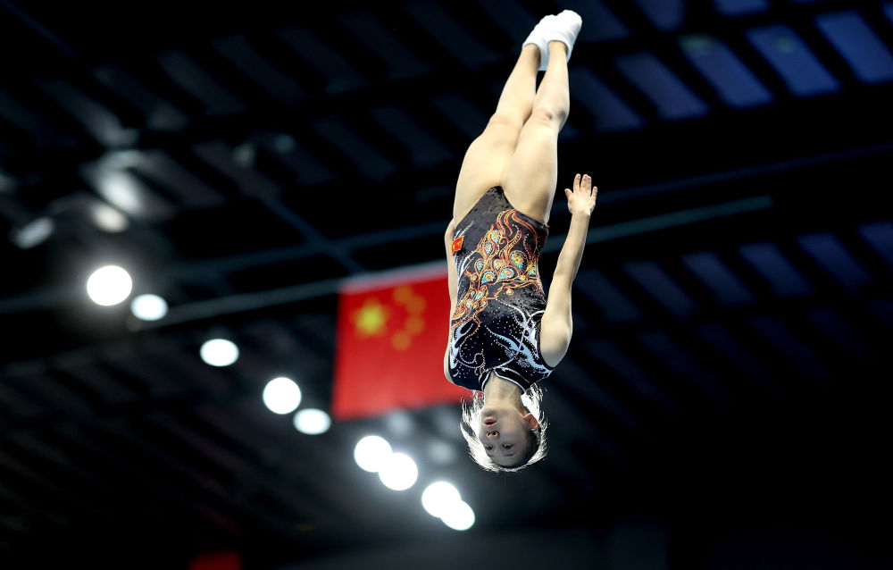 朱雪莹获全国蹦床冠军赛女子网上个人冠军