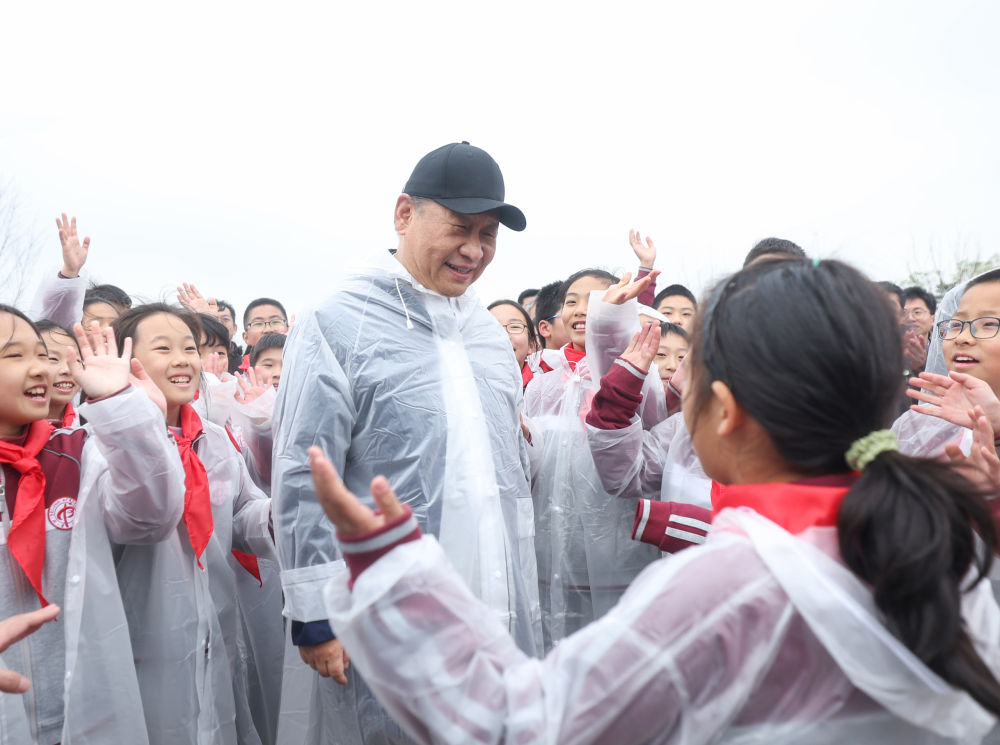 镜观·领航｜这些照片，记录着总书记的植绿坚守