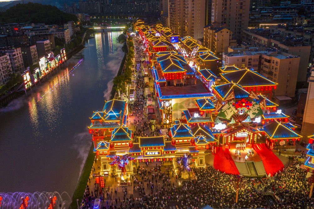 老城夜景 灯火醉人