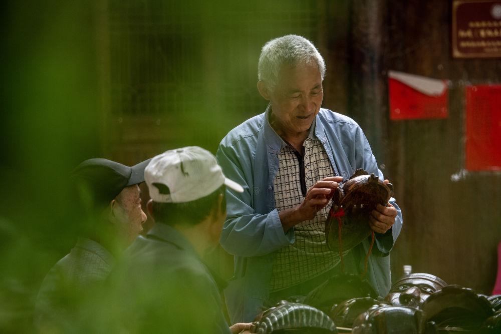 镜观·非遗丨酉阳阳戏艺人：一手耕田一手戏