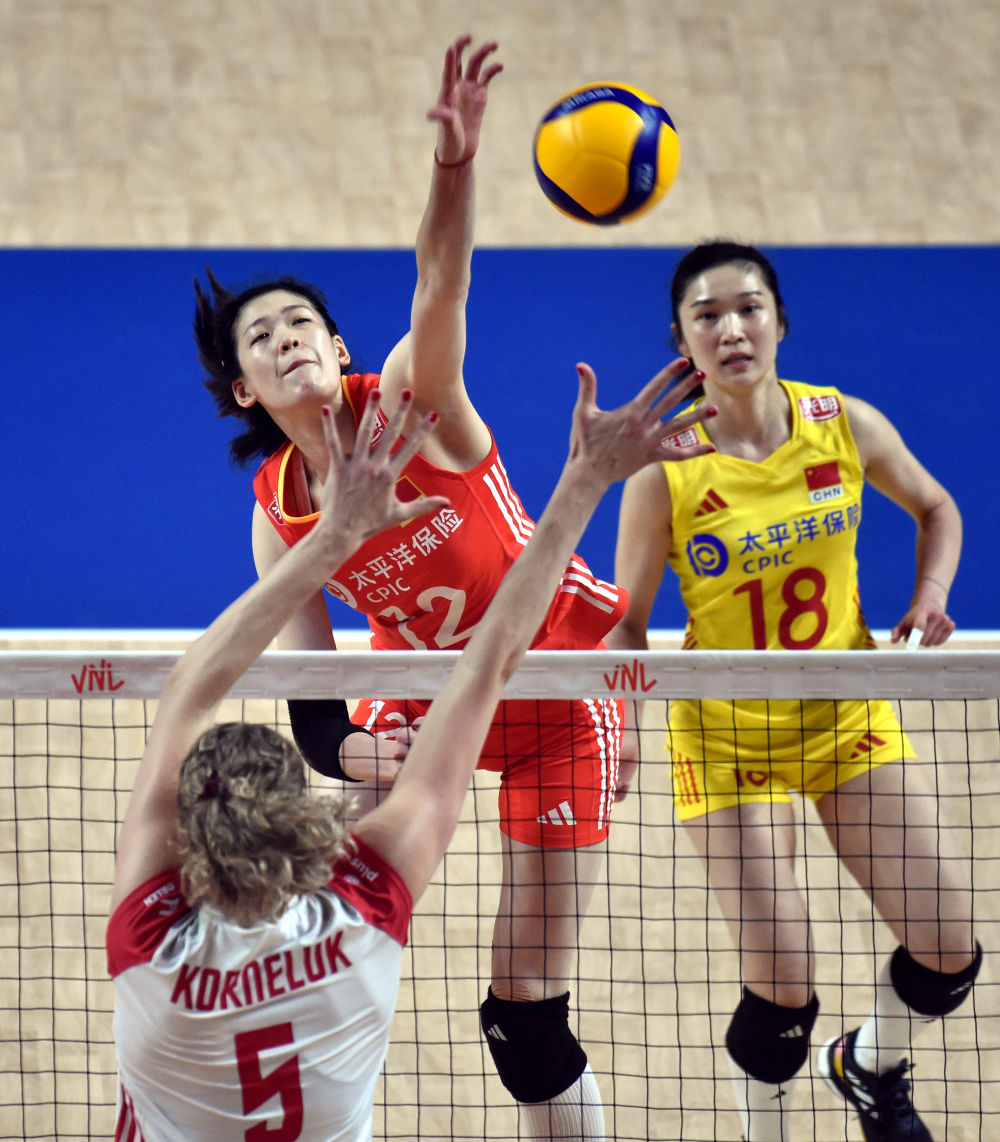 中国女排世联赛击败波兰队获四连胜图2