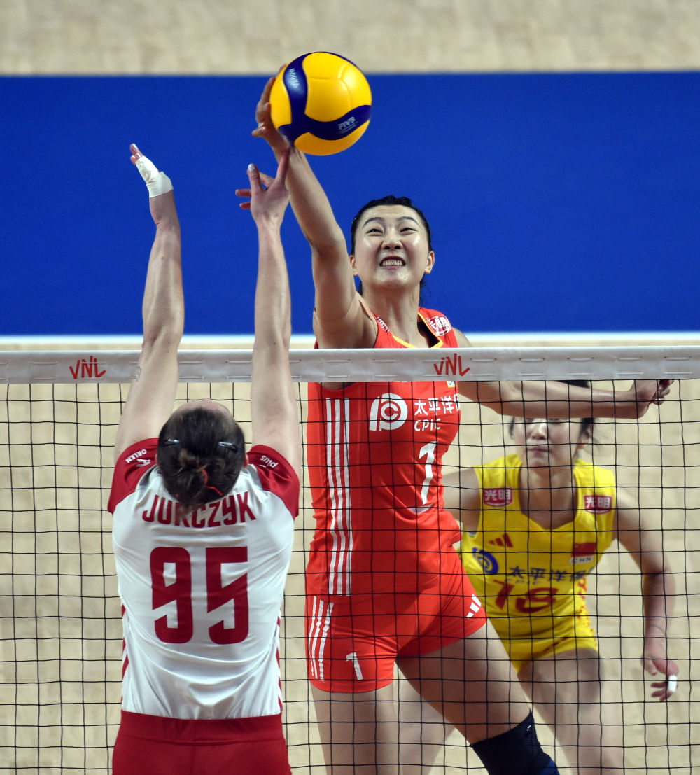 中国女排世联赛击败波兰队获四连胜图3