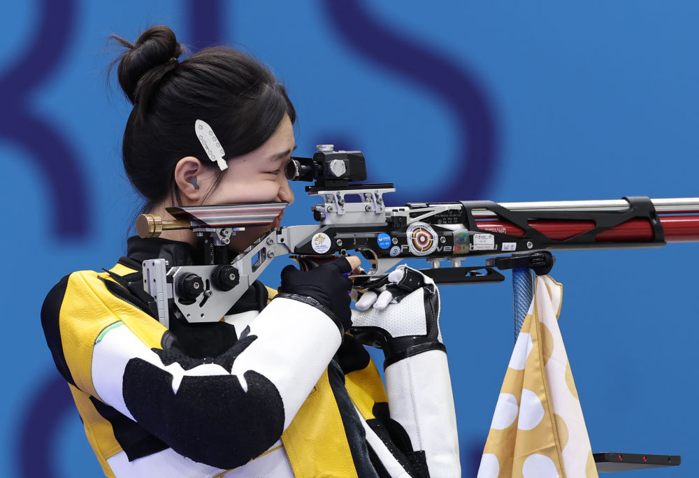 黄雨婷获射击女子10米气步枪银牌