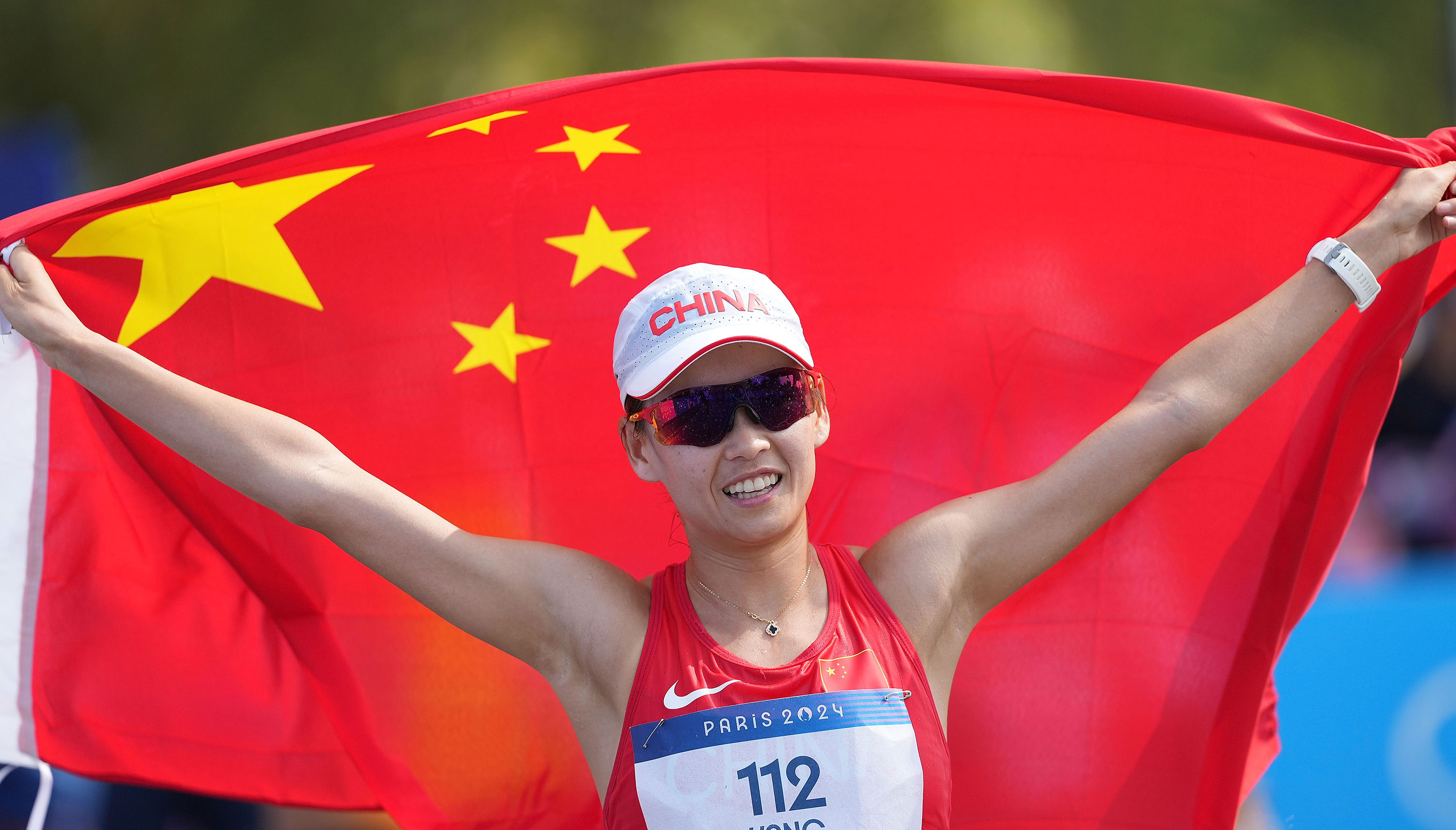 王军霞奥运10000米夺亚军视频 9eb80cd8c4ad4ecf8ce709295bcfb95c.jpeg