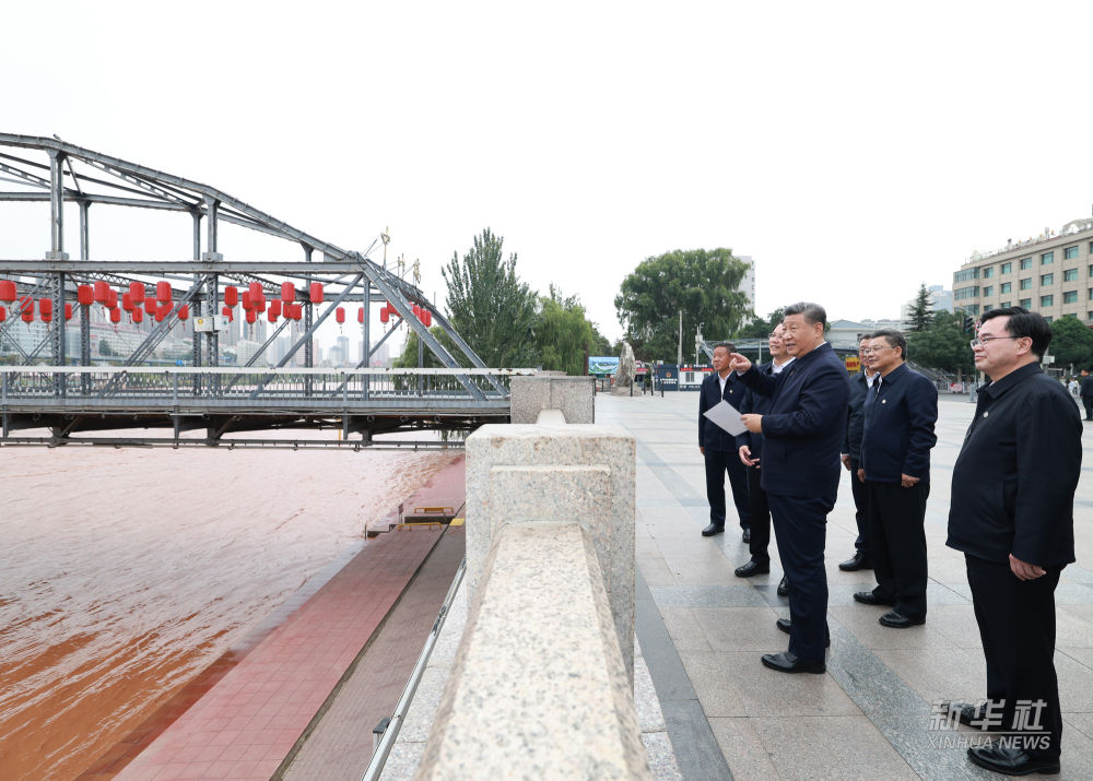 习近平在甘肃兰州市考察调研