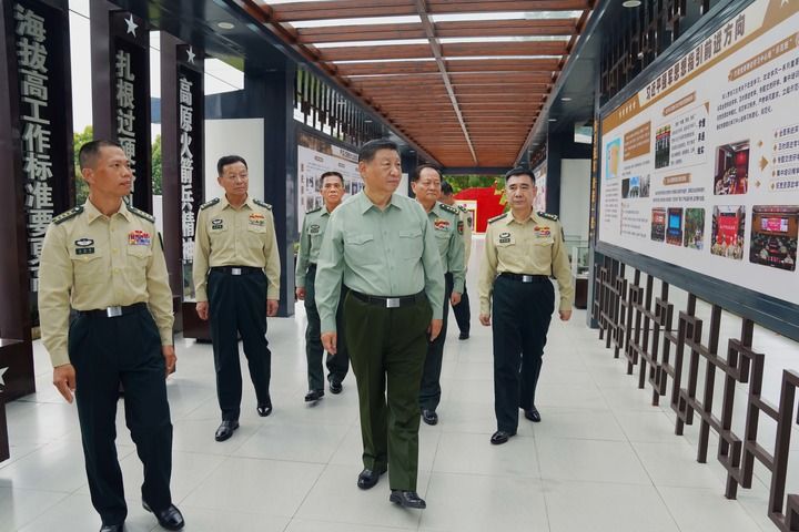 
				习近平在视察火箭军某旅时强调 坚持政治引领 强化使命担当 埋头苦干实干 提升战略导弹部队威慑和实战能力			