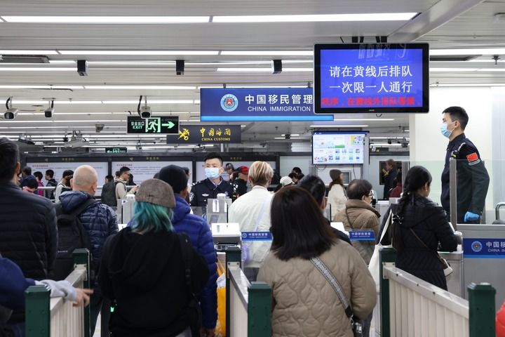 公安部：嚴(yán)打假冒偽劣食品藥品、老婦幼衛(wèi)生用品