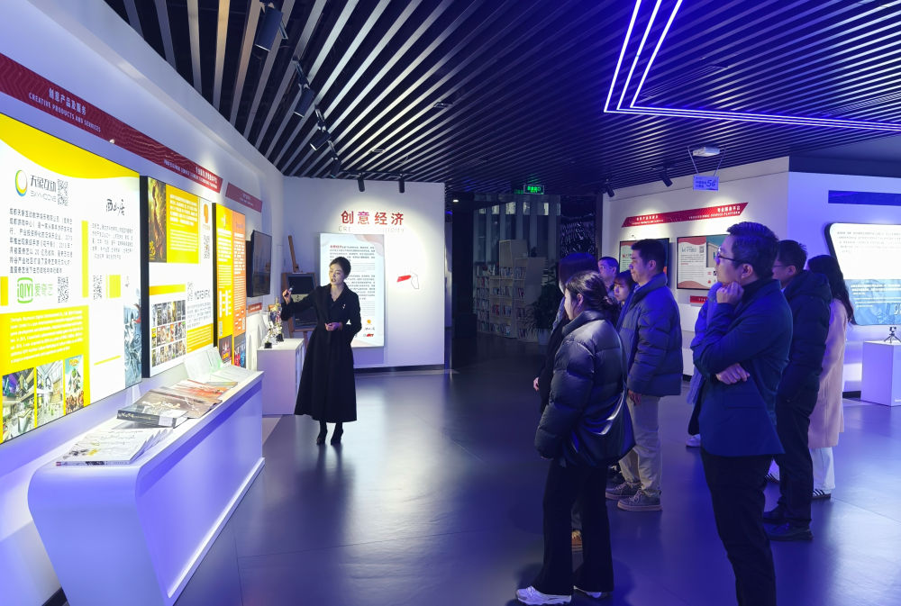 “看好中国西部广大市场潜力”——跨国企业代表在成都寻求合作新机遇