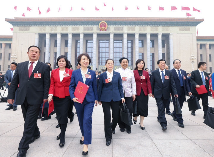 逐夢春天里 同心向未來——十四屆全國人大三次會議閉幕側(cè)記