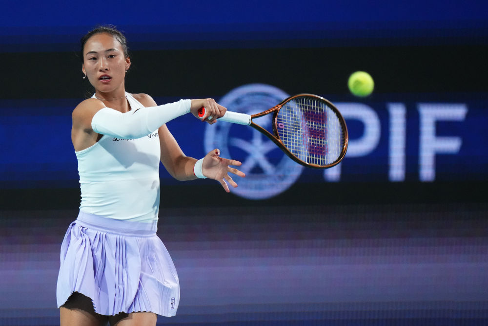 郑钦文晋级WTA1000迈阿密站女单16强