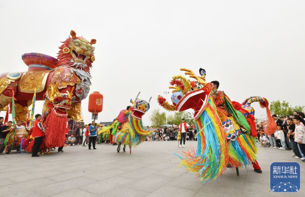 五一假期旅游消费市场活力十足