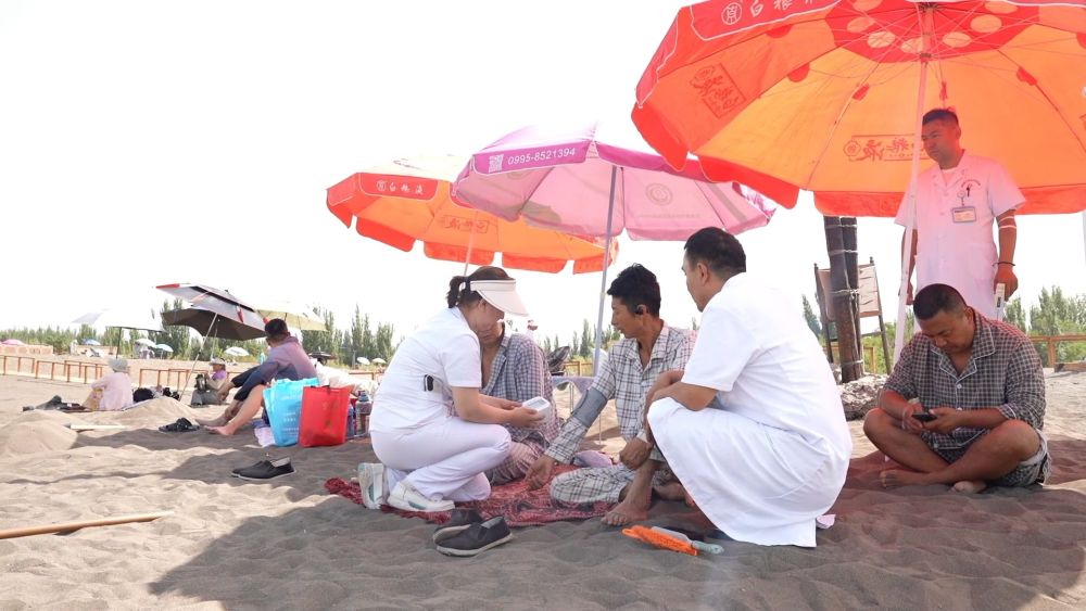 新华视点｜暑期消费“热”起来 多地业态创新点燃夏日经济引擎