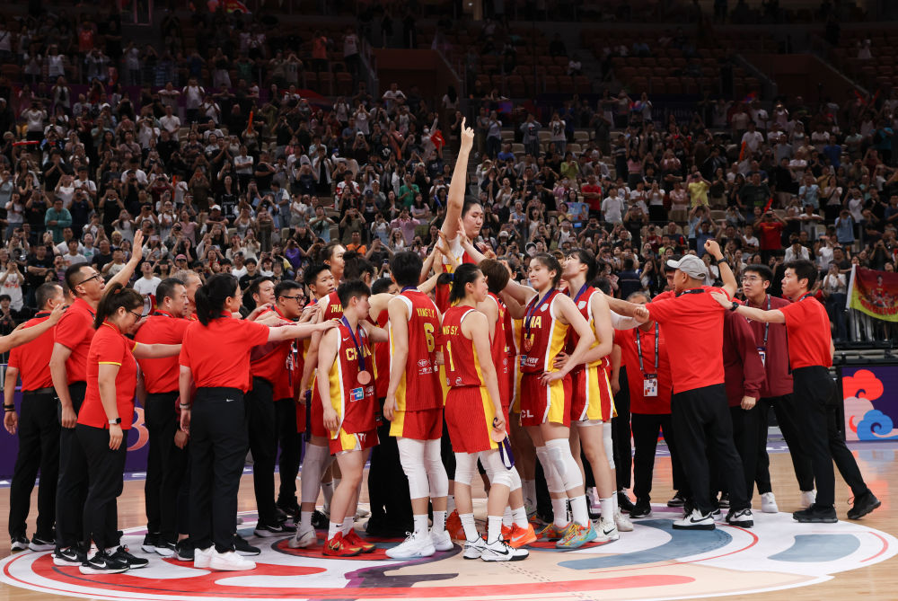 女篮亚洲杯｜综述：中国女篮着眼未来 澳大利亚实现突破