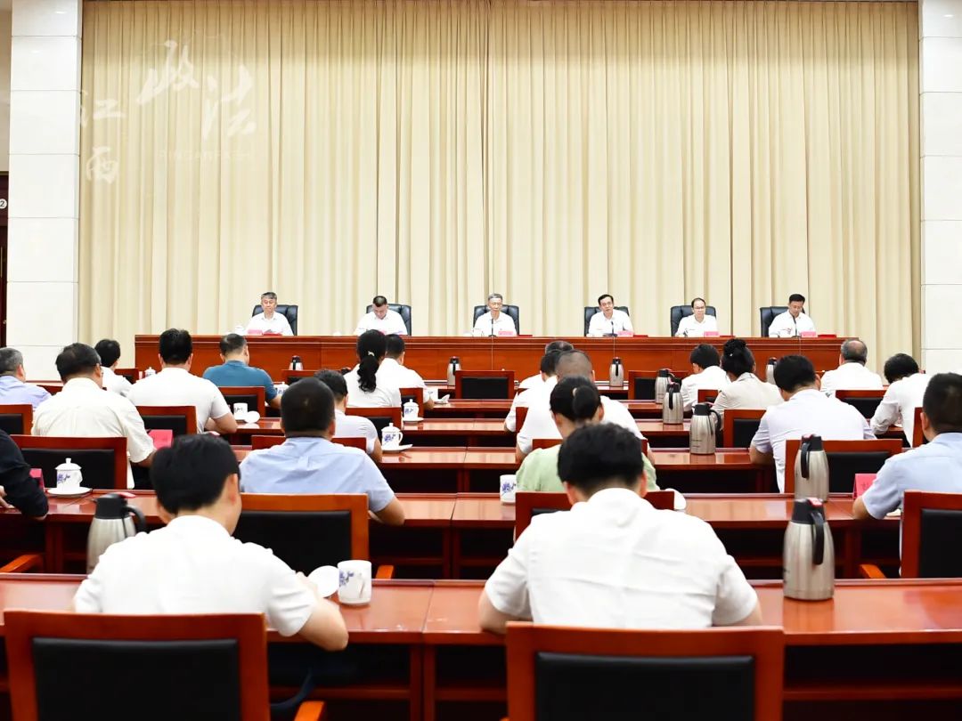 省委政法委机关举行“七一”特别主题党日活动