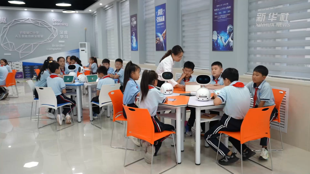 河南鶴壁：開學第一課 點燃科學夢