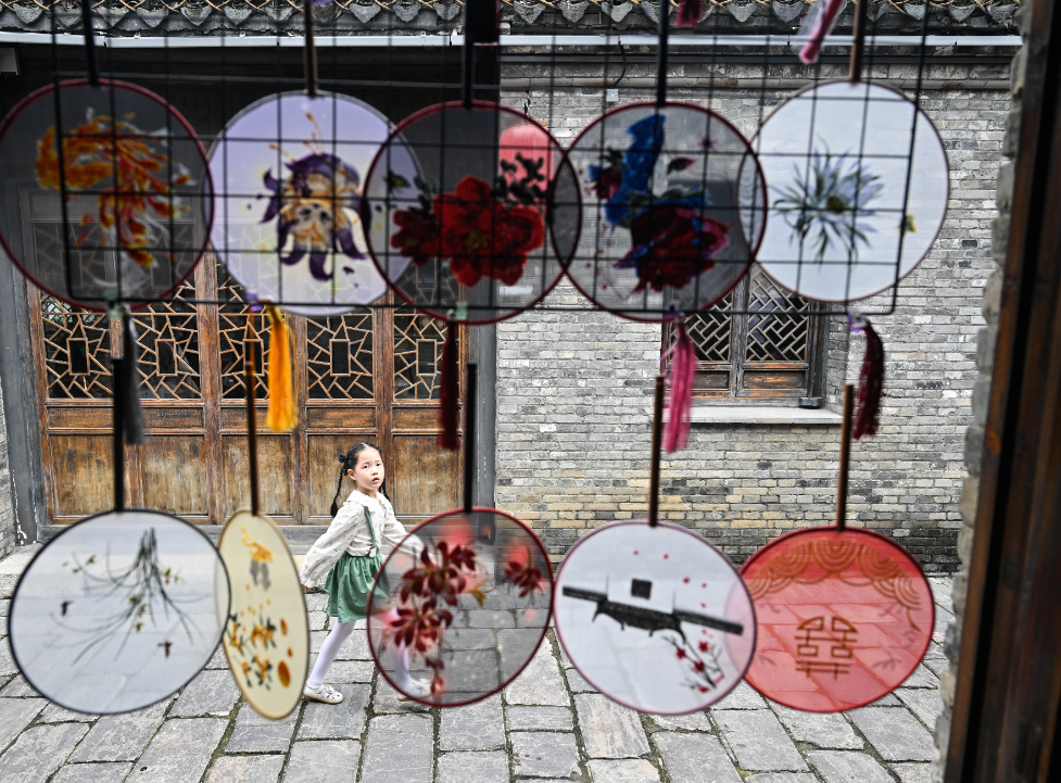 “双节”旅游热将持续至本周末，县城成“追秋”热门地
