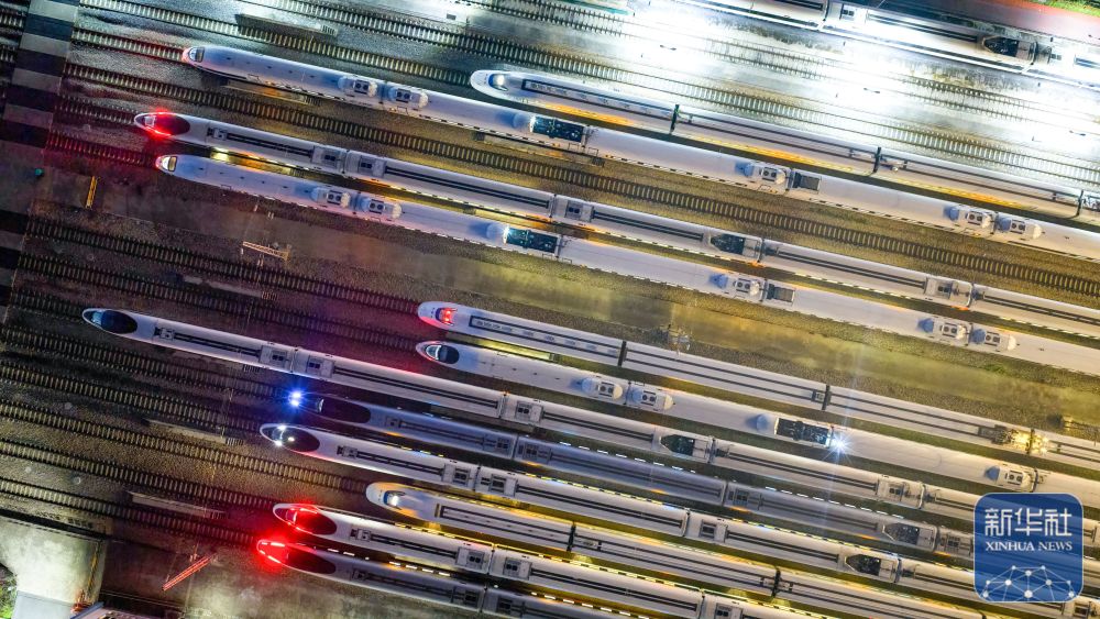 全国铁路10月11日起实行新的列车运行图