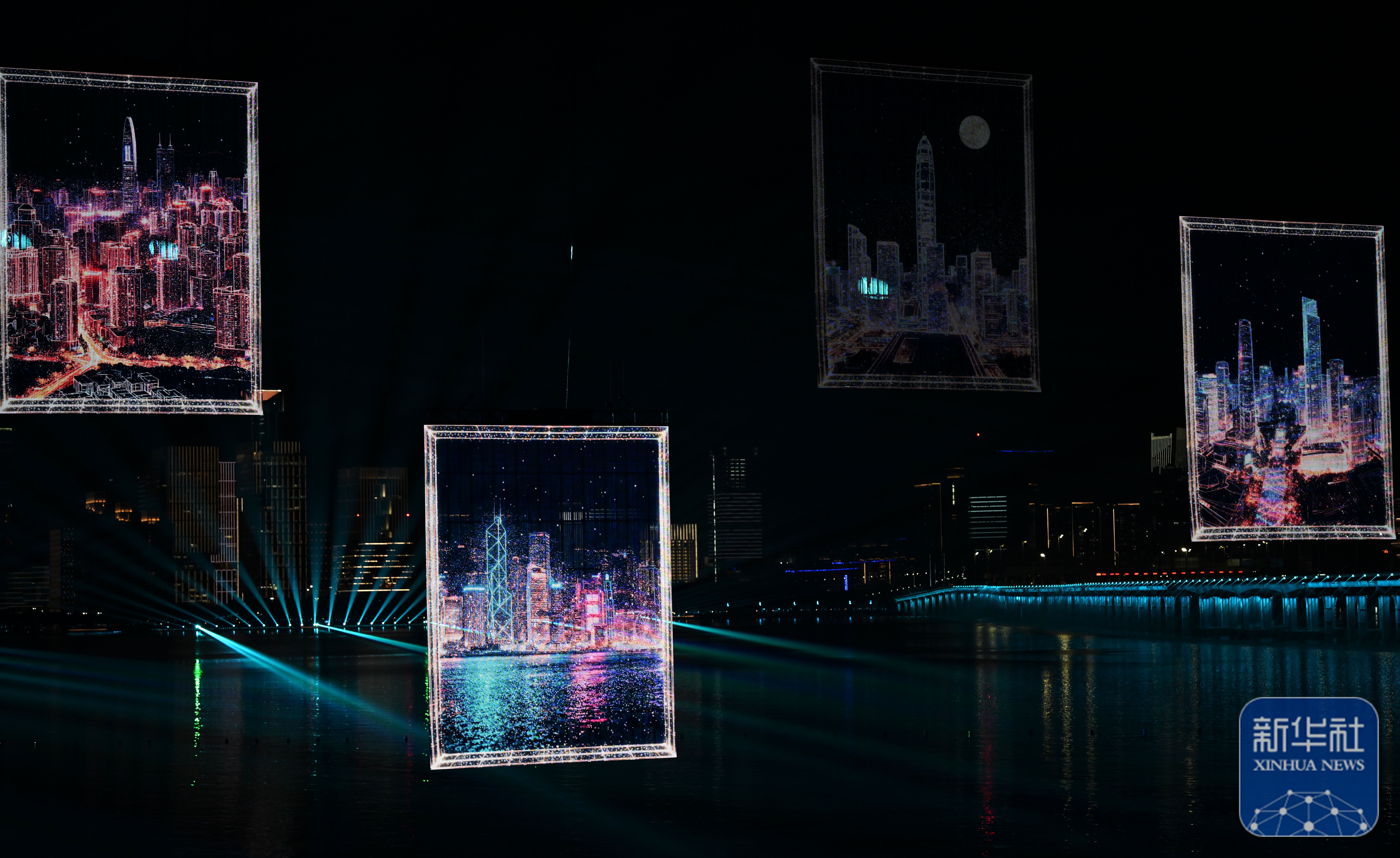 ↑ 这是拍摄的闭幕式现场。第十五届全国运动会闭幕式在广东深圳前海欢乐剧场举行。全运 新华社记者 夏一方 摄