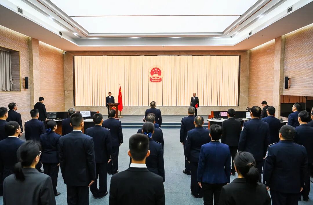 省司法厅举行宪法宣誓仪式