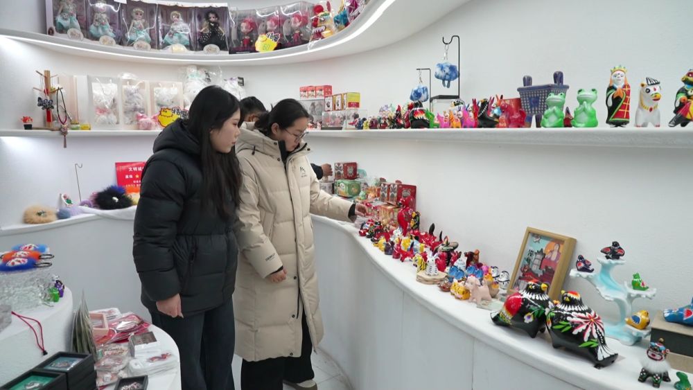 新华视点|一城一特色焕新文旅 夜经济激活消费新引擎