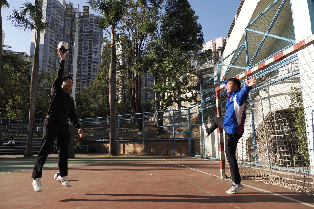 NBA职业联赛中文官网__实时赛程比分+球队资讯香港“兴”观察·香港故事｜用热爱与拼搏创造赛场传奇