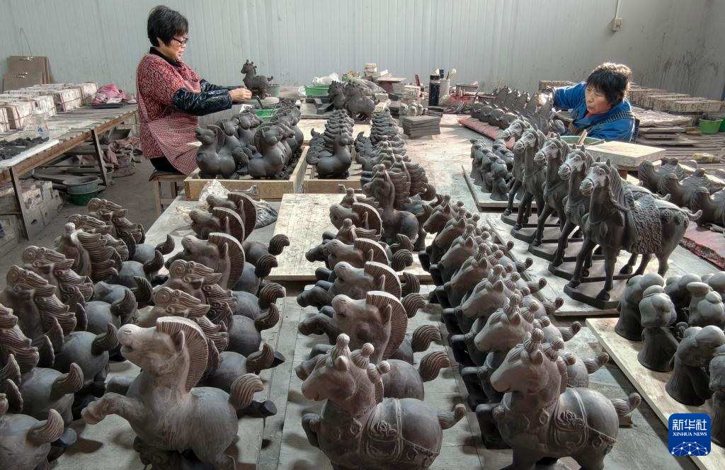 洛阳：以“马”为媒产业兴