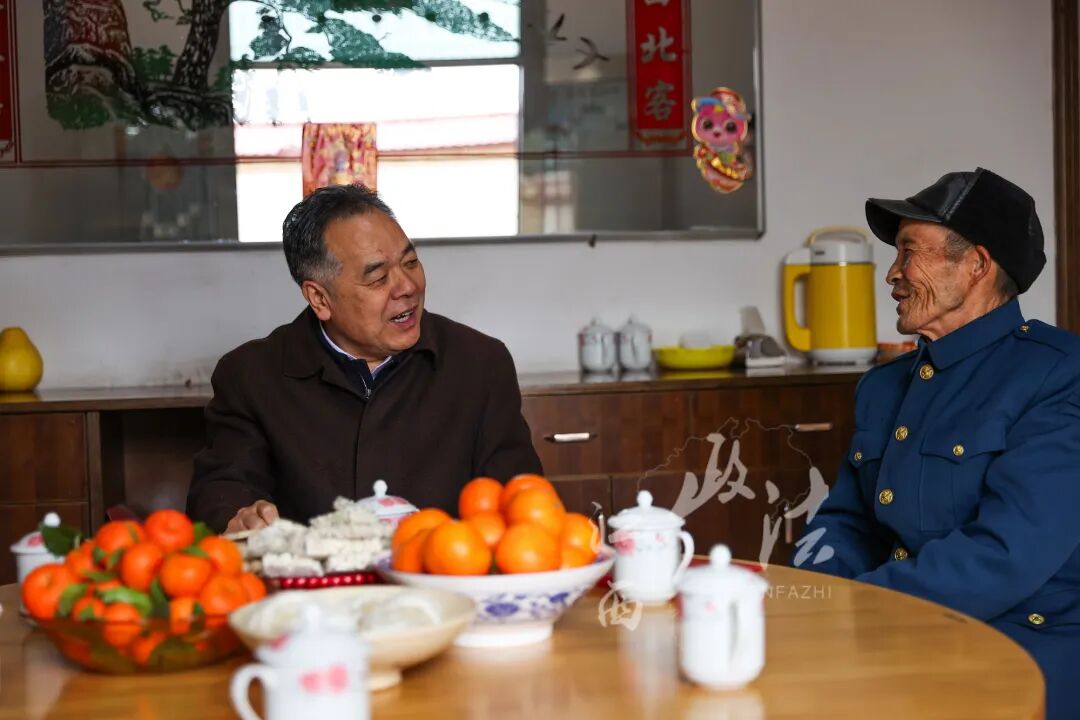 陈永奇在吉安县走访慰问