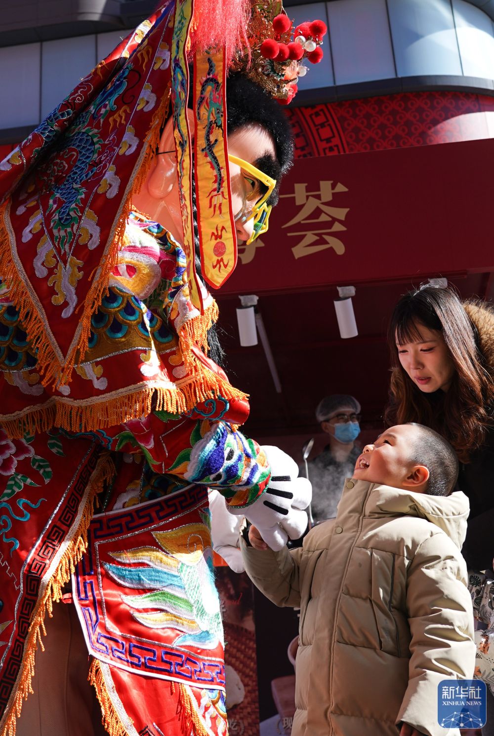北京：隆福寺市集喜庆热闹