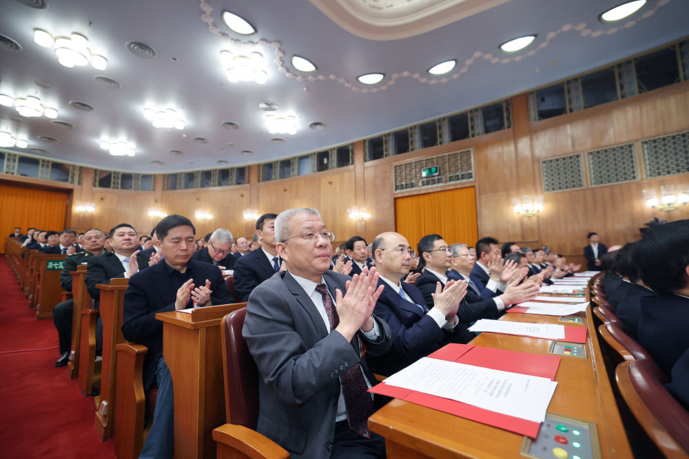 两会丨全国政协十四届四次会议闭幕会在京举行