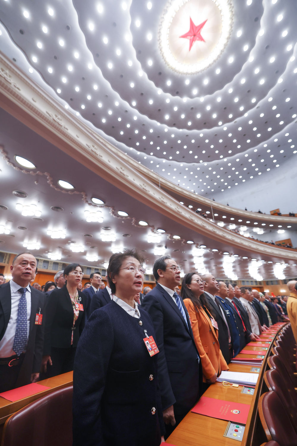 两会丨全国政协十四届四次会议闭幕会在京举行