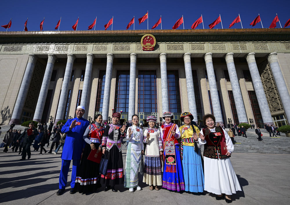 两会丨全国政协十四届四次会议闭幕会在京举行