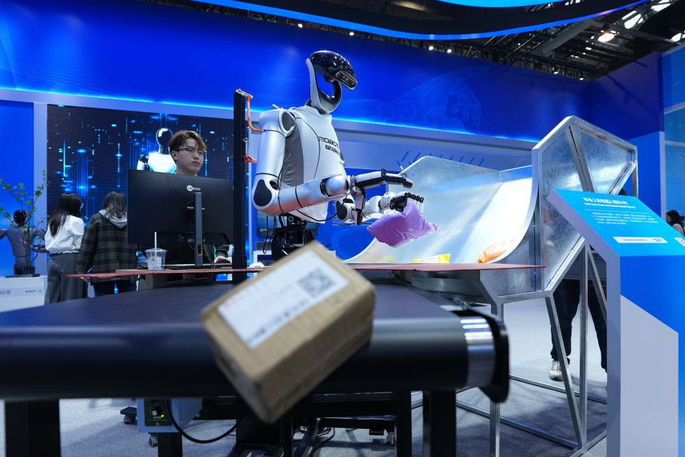 在中关村常设展看科技创新与产业创新融合