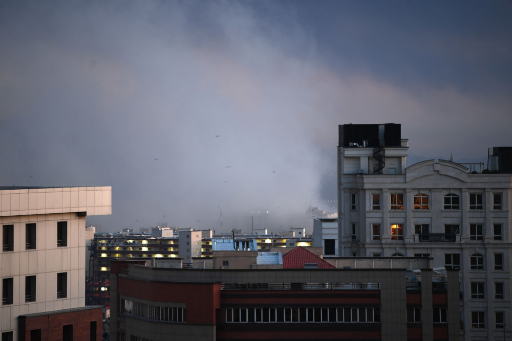 美以伊战事30天——战争阴影下两座城市的日常