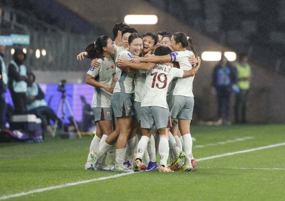 追光｜下午1点，中国女足，冲击世界杯！