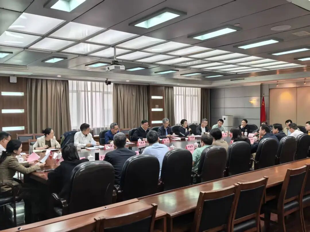 省司法厅召开涉外法律服务工作座谈会